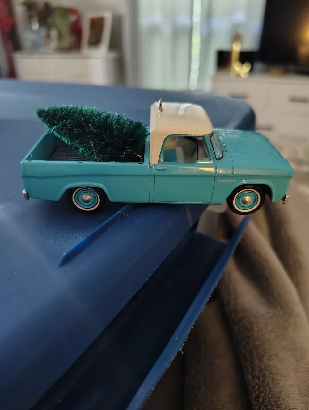 Hallmark Keepsake Christmas Ornament Teal and Cream Holiday Pickup Truck Decor
